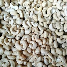 Cashew W320, Walnut Shells, Almonds, Pistachios Packaging 10 kg / 20 kg Carton