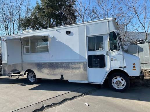 Mobile Food Trucks for Sale at Discounted Prices Affordable and High Performance Food Trucks for Sale Ready for export – product thumbnail, market insight supplier card