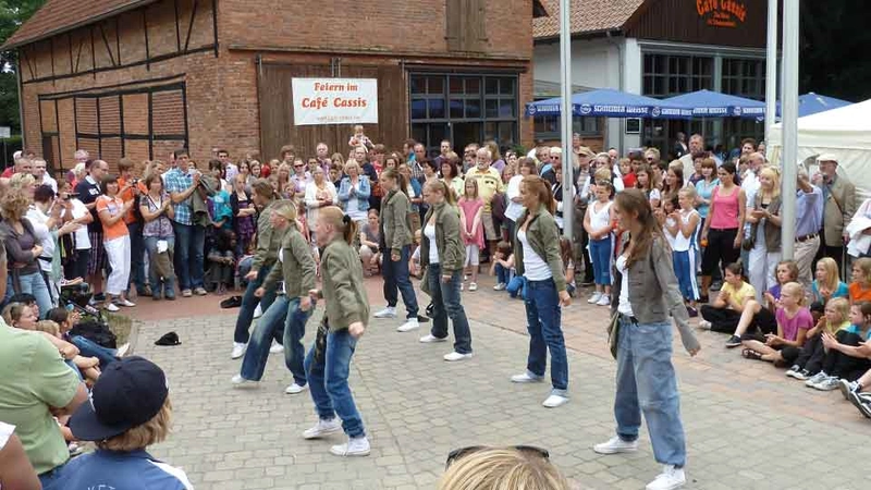 Why Attend Weinfest Steinhude ? B2B Intro - 1