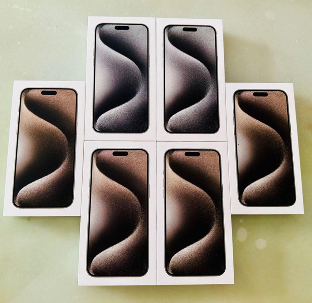 NEW SEALED IPHONE 15 PRO MAX 5G 256GB/512GB/1TB 6.7