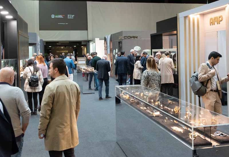 Why OROAREZZO Matters for B2B - 1