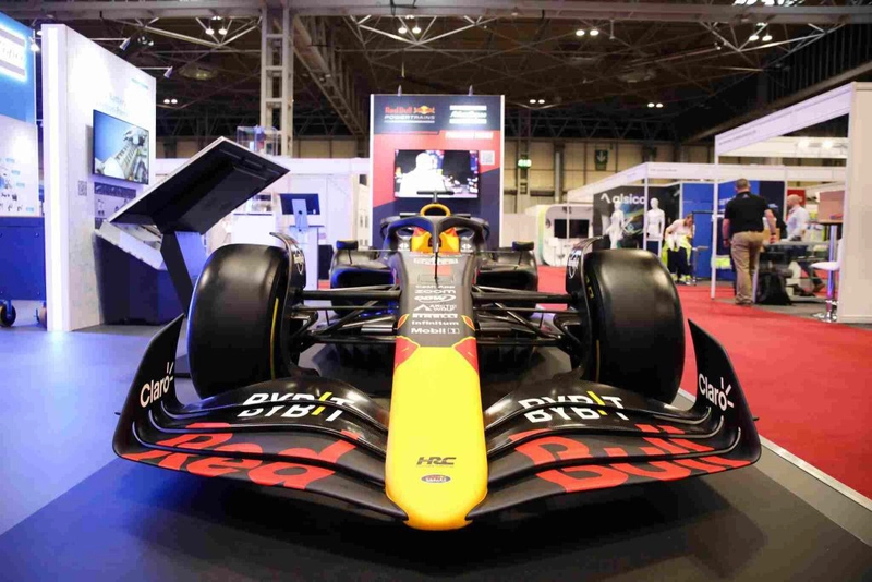 Why Attend Vehicle Electrification Expo? B2B Intro - 2
