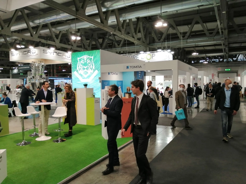 GREEN PLAST Spotlight: B2B Essentials - 4