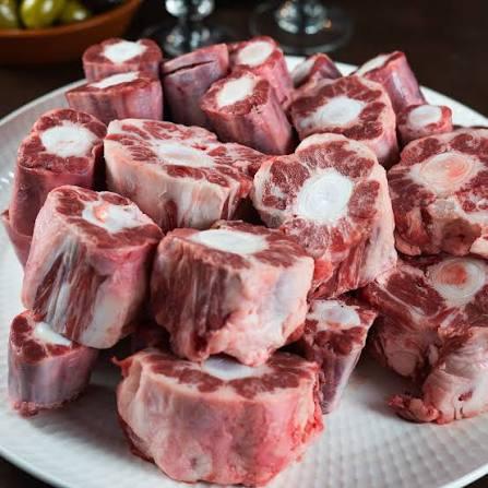 Wholesale Premium Quality Organic Beef Oxtail Frozen Halal Certified Body Part Bulk Export Supplier Argentina 12 Months