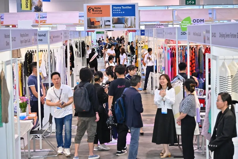 Inside Fashion InStyle: B2B Key Insights - 1