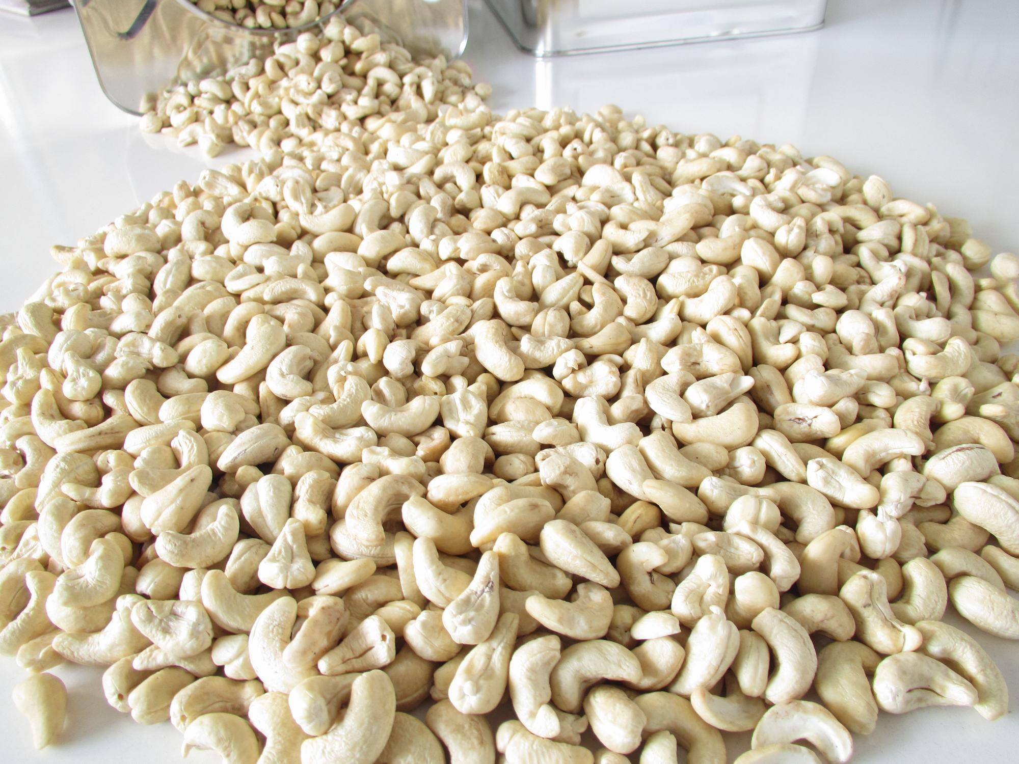 Vietnamese Cashew Kernels