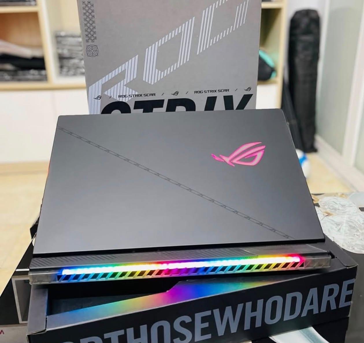 Asus ROG Strix G18 14JVR – i990