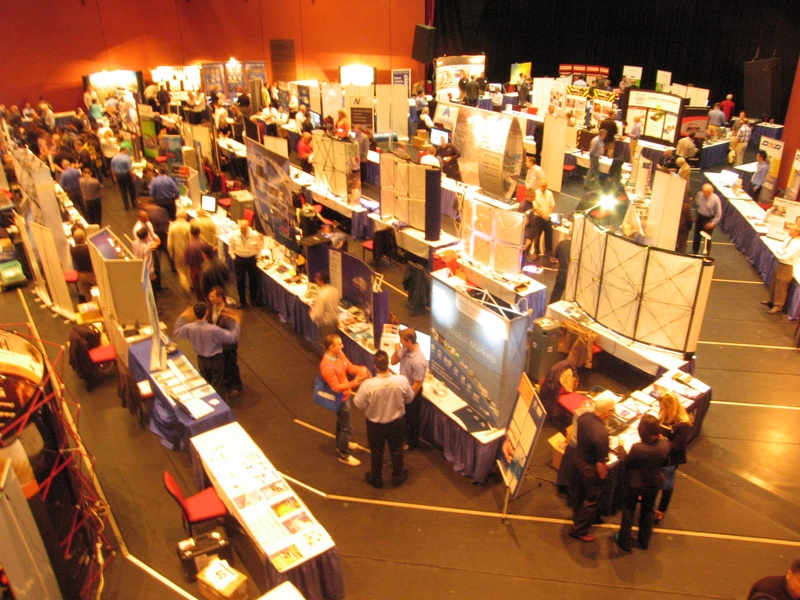 Inside EPTECH Canada's National Electronics Show: B2B Key Insights - 2