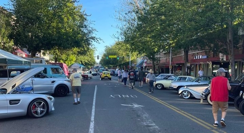 Discover Greenwood Car Show: B2B Event Guide - 3
