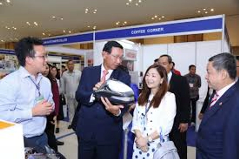 Why Attend CAMBO MACHTOOL? B2B Intro - 2
