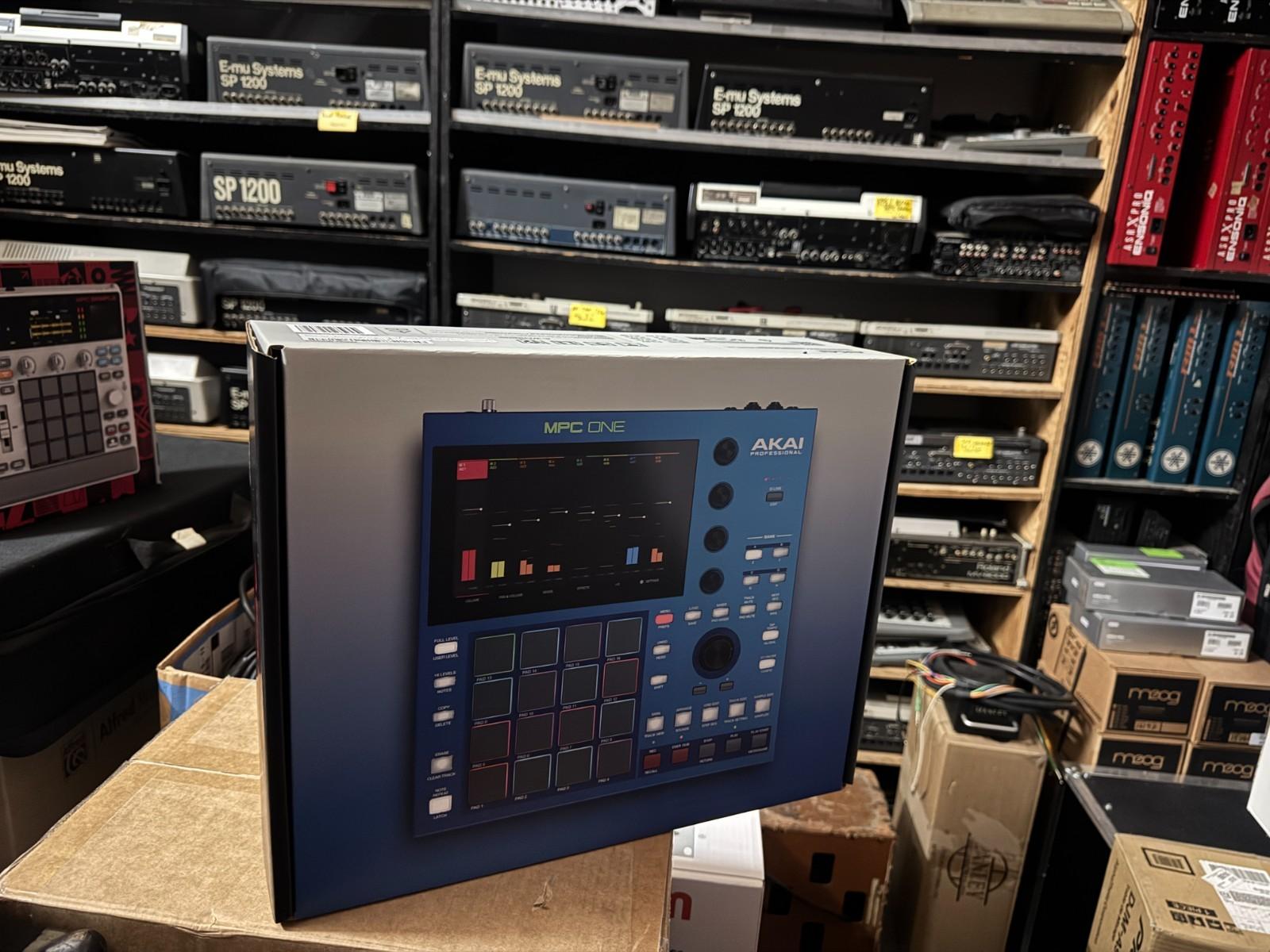 Akai Professional MPC ONE G2 Standalone Sampler Sequencer New