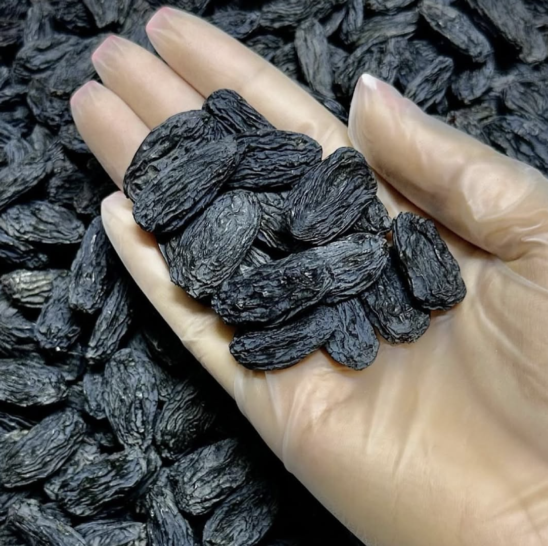 Sweet Flavor Dried Grapes Premium Quality Raisins Carefully Selected Packed in 10kg Cartons On Sale – product thumbnail, market insight supplier card