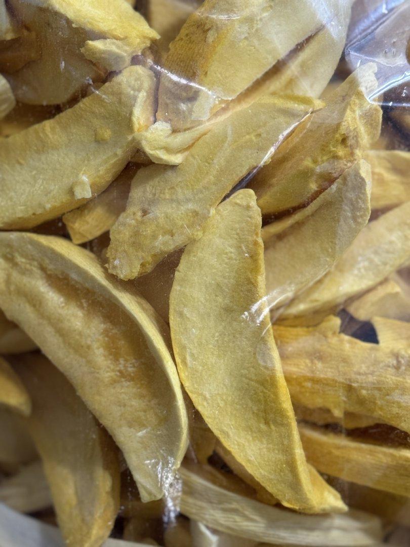 Freeze Dried Fruits (Mango, Pineapple, Banana, Durian, Apple...)