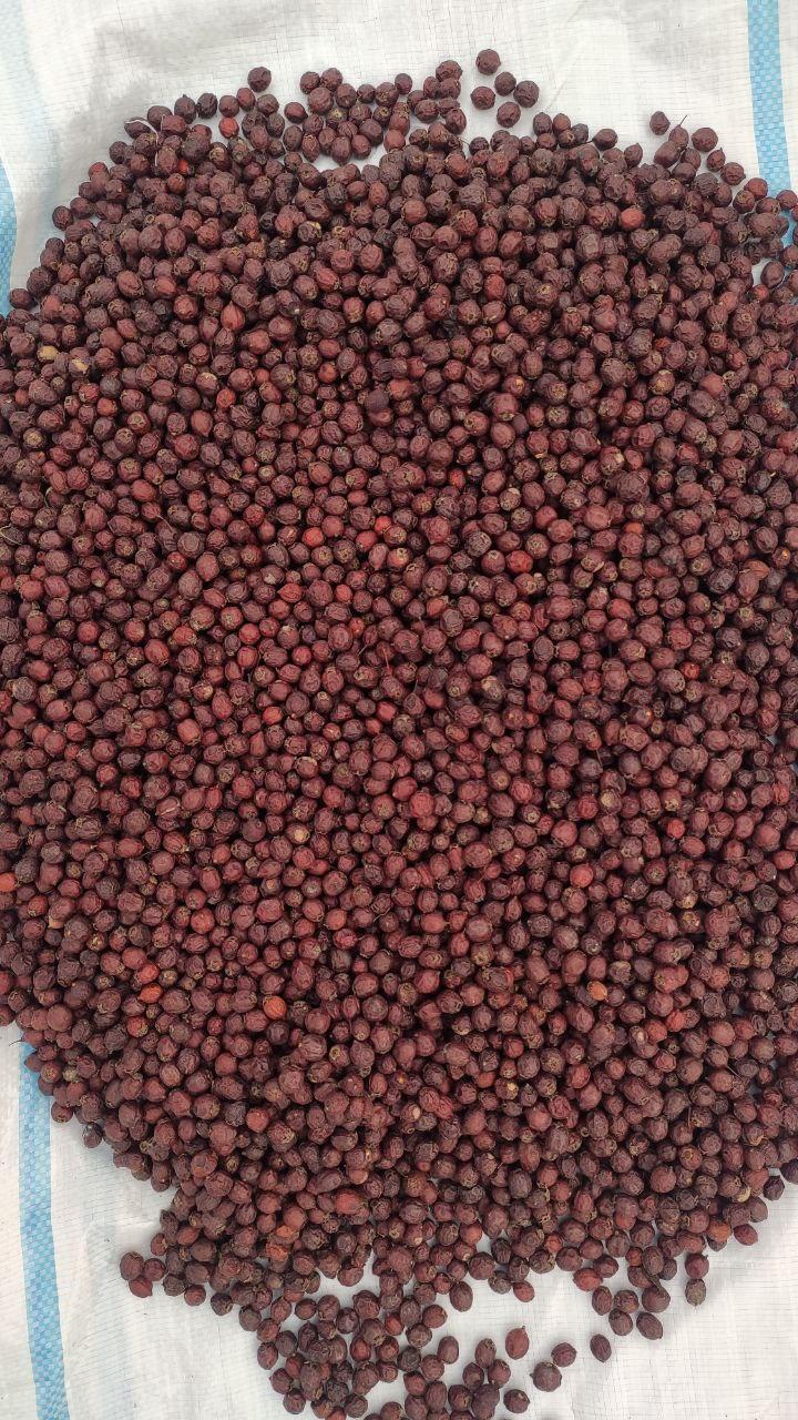 Dried Hawthorn Berries Image 4