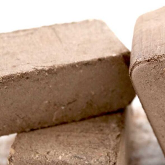 Wood Sawdust Briquettes PinKay Wood Briquettes Moisture-controlled Wood Fuel Blocks Pini Kay Briquettes for Heating Sy